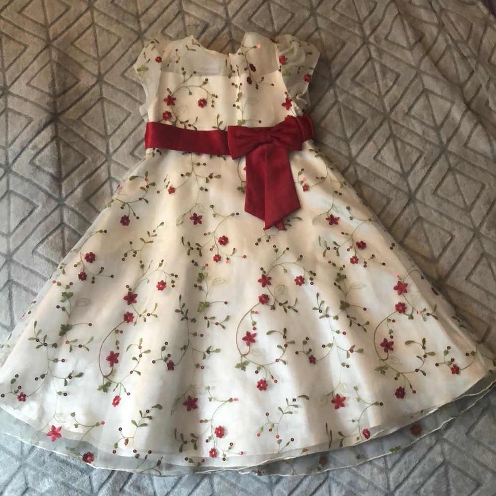Girl 5 dress